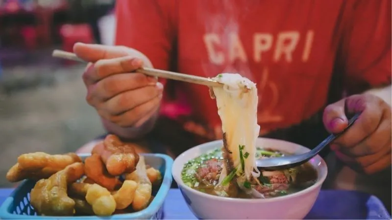 How to Eat Pho Like a Vietnamese Local: Tips for the Perfect Bowl