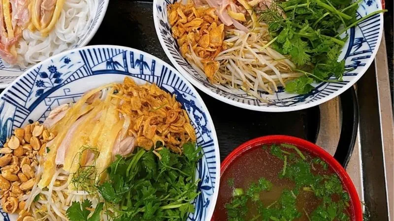 Mixed Pho (Phở Trộn): A Different Way to Enjoy Vietnamese Pho