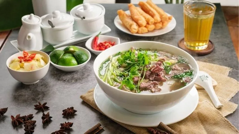 Phở bò: Cẩm nang đầy đủ về món phở Việt Nam